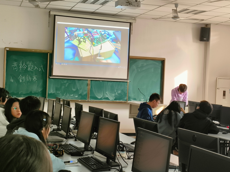 融合創新，賦能未來 重慶文理學院電子信息工程學院技術服務概覽